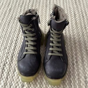 RICK OWENS Mega Bozo Shearling sneaks size 38